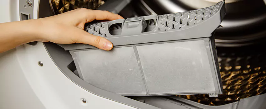 Signs Of A Clogged Dryer Lint Trap in Big Spring, Texas